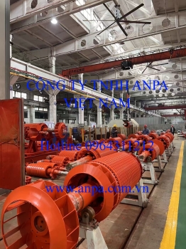 Thăm quan NSX Động cơ