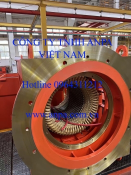 Thăm quan NSX Động cơ